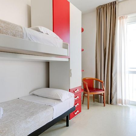 Hotel La Perla 리미니 외부 사진