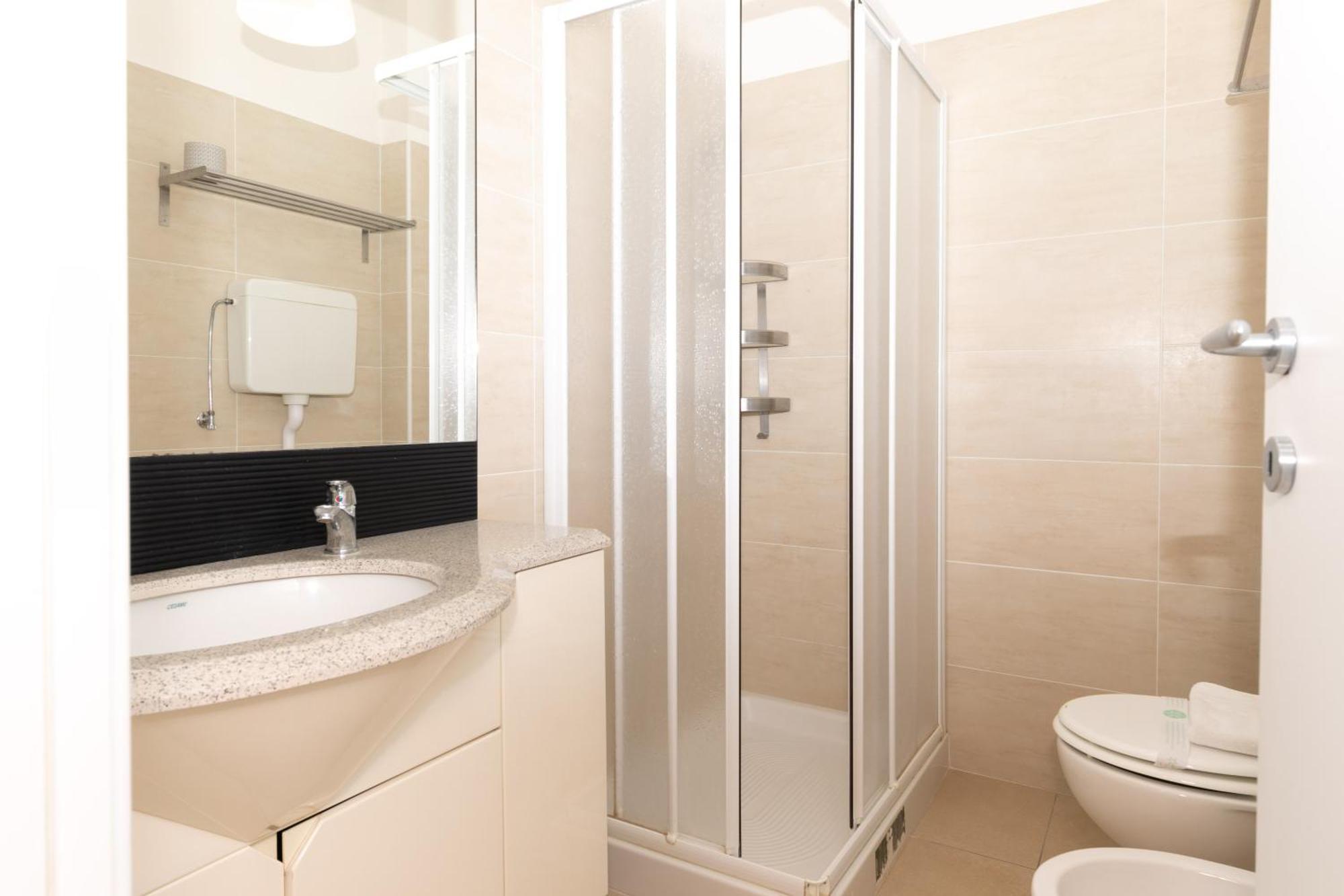 Hotel La Perla 리미니 외부 사진