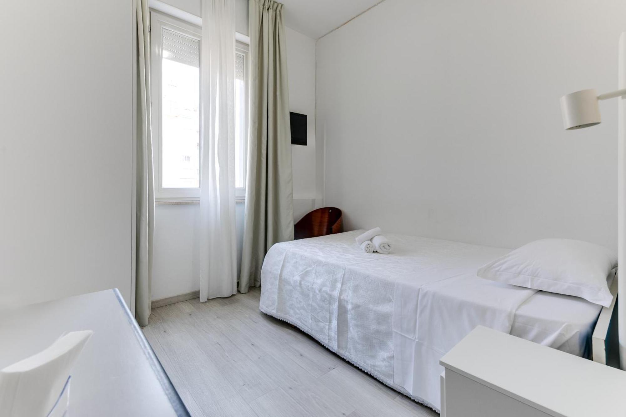 Hotel La Perla 리미니 외부 사진